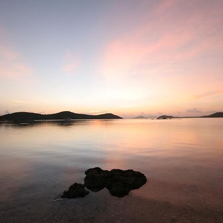 Coral Bay Beach And Dive Resort Busuanga Eksteriør billede